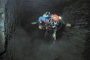 Diving the slate mine